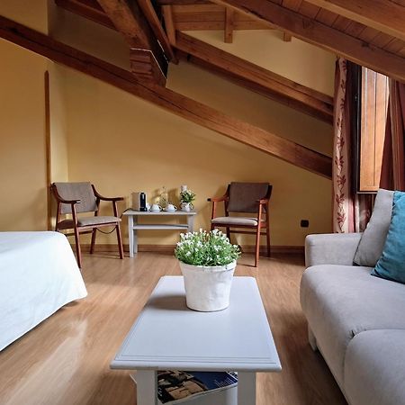 Hotel San Roque 레이노사 외부 사진