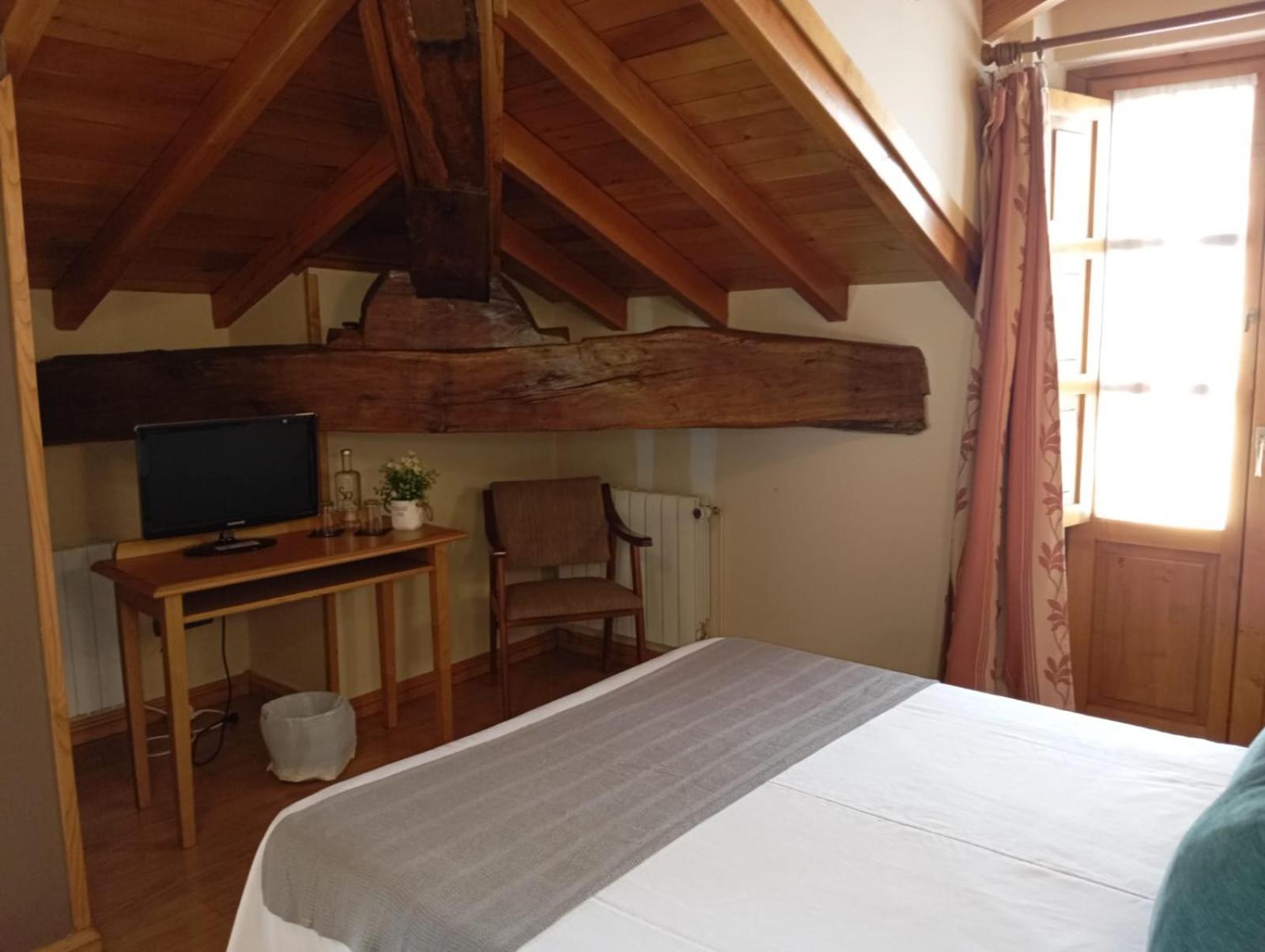 Hotel San Roque 레이노사 외부 사진