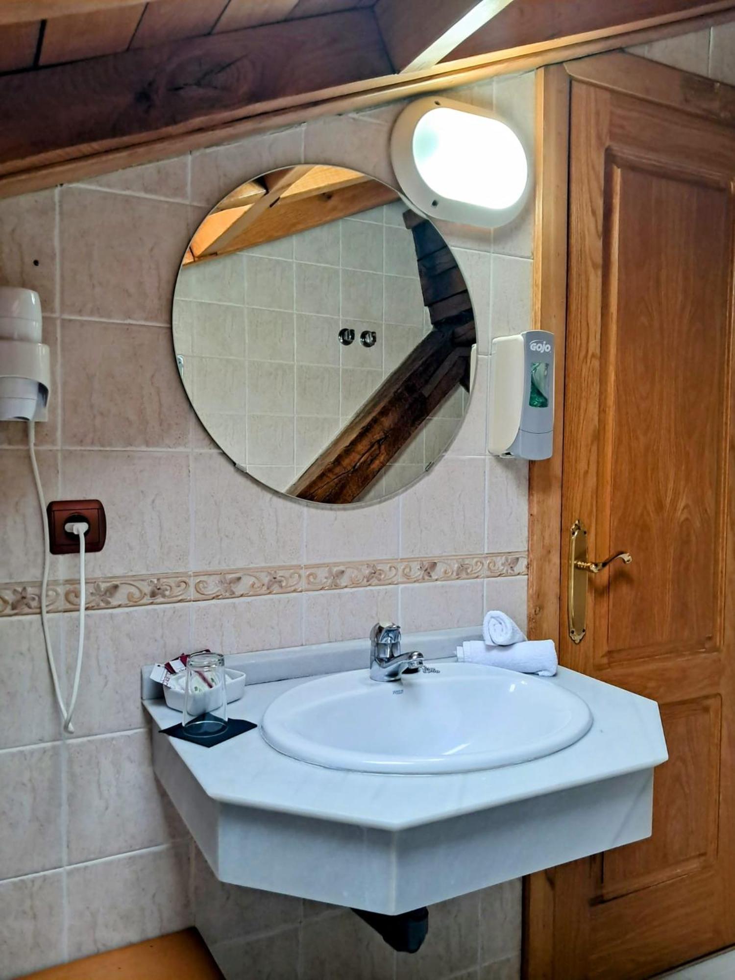 Hotel San Roque 레이노사 외부 사진