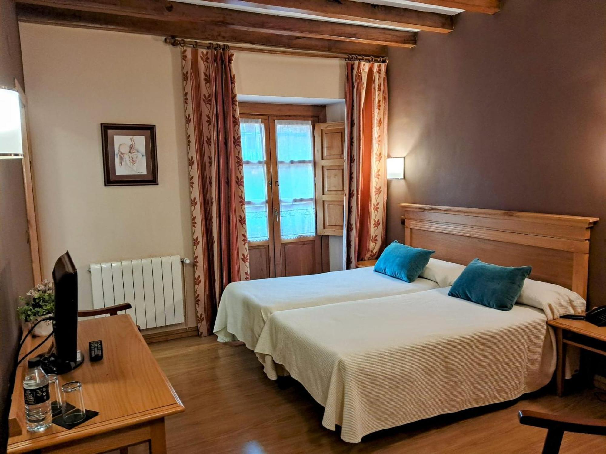 Hotel San Roque 레이노사 외부 사진