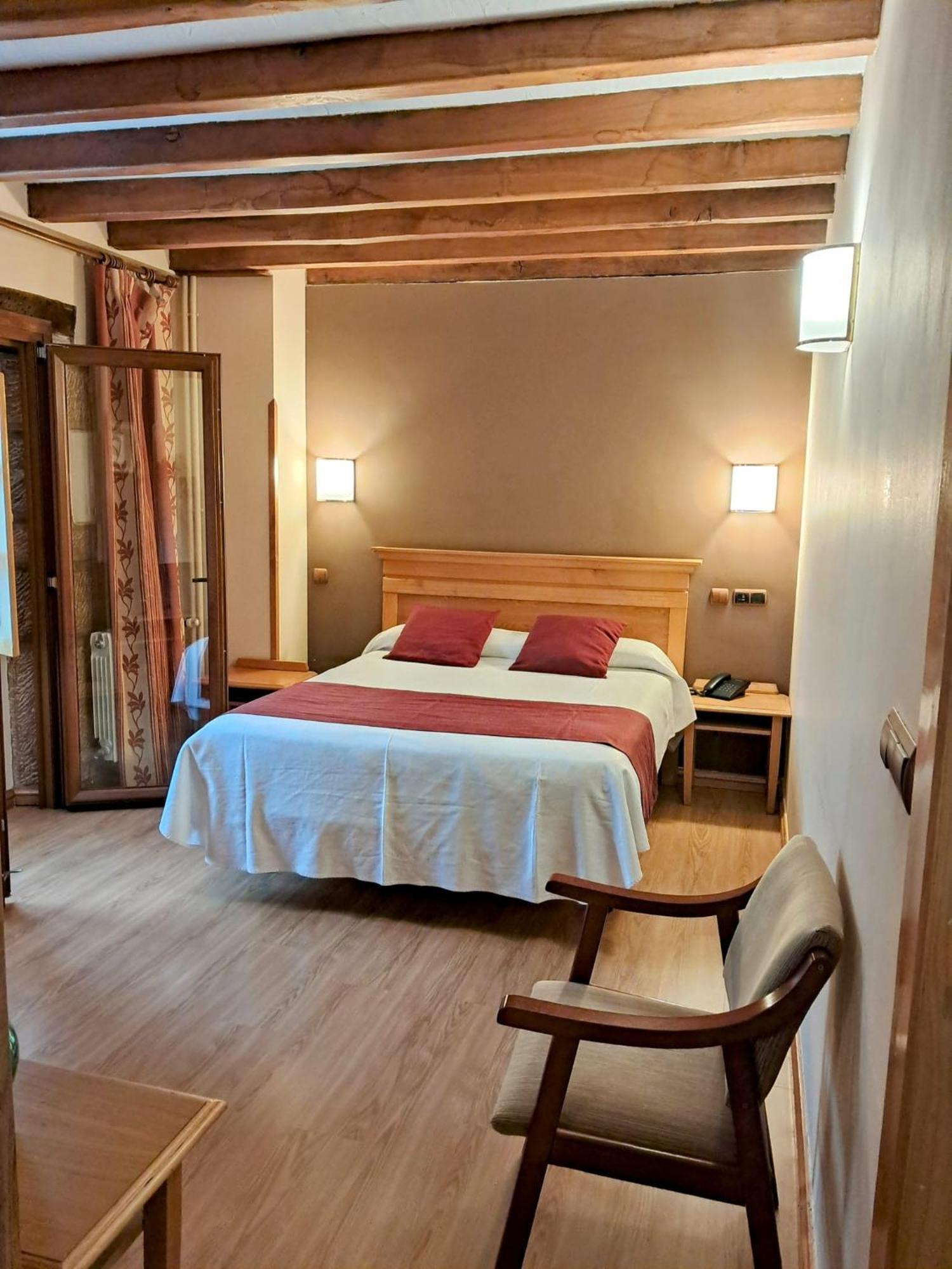 Hotel San Roque 레이노사 외부 사진